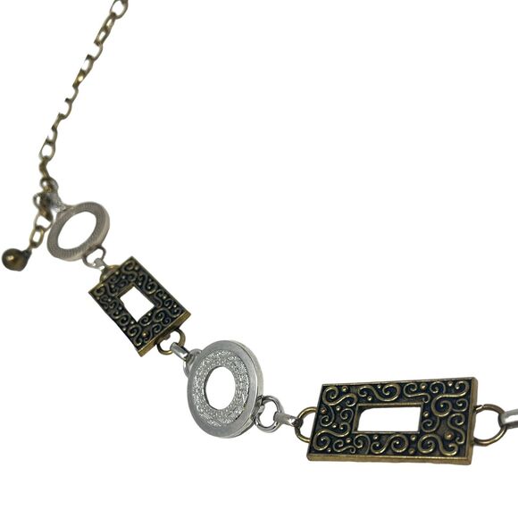 Vintage Women's Gold & Silver Tone Link Metal Belt Circles Rectangle 1980-1990’s - Picture 2 of 5